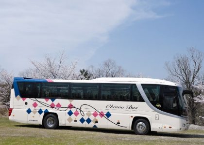 新デザイン貸切バス車両　「羽ばたき」～挑戦～